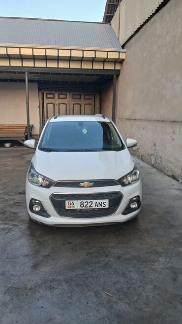 машина рено: Chevrolet Spark: 2017 г., 1 л, Автомат, Бензин, Хетчбек