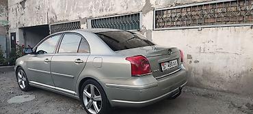 бампе: Toyota Avensis: 2003 г., 2 л, Механика, Бензин, Седан — 3