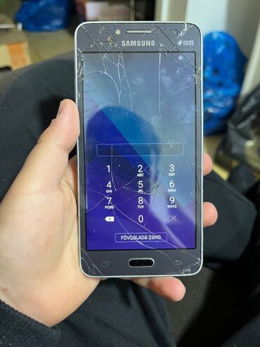 Samsung: Samsung Galaxy J2 Prime, 32 GB, rəng - Qara, Qırıq — 10