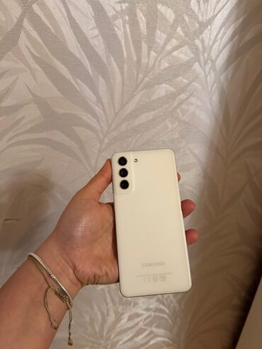 huawei mate 50 pro: Samsung Galaxy S21 FE, 128 GB, rəng - Ağ