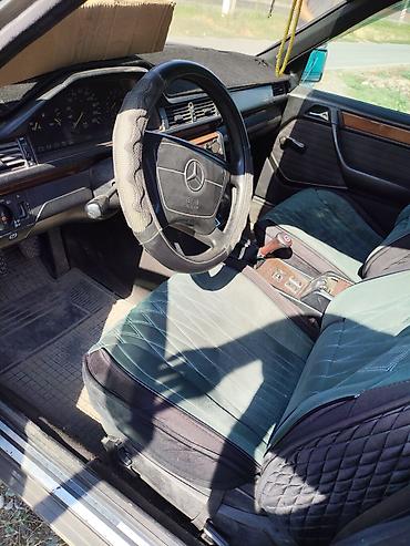bye e5: Mercedes-Benz W124: 1992 г., 2.3 л, Механика, Бензин, Седан — 2