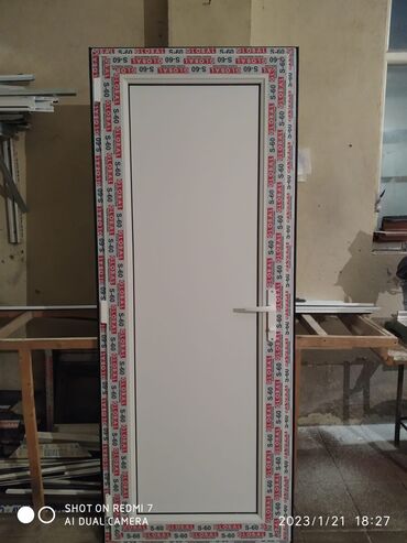 Digər mebel: Plastik qapıların sifarişi Ağ rəngdə qapılar sexden götürmə ilə 110 — 5
