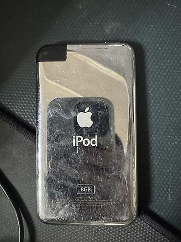 ipod mp3: Apple iPod touch (1-е поколение), 8 ГБ. Подойдёт как коллекционный — 2