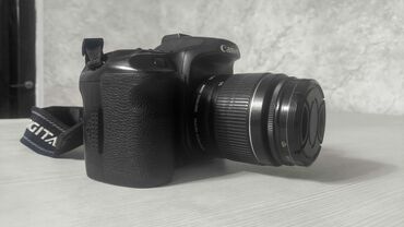 цифровая камера: Цифровой фотоаппарат Canon 40d. Хороший фотоаппарат для любительской и
