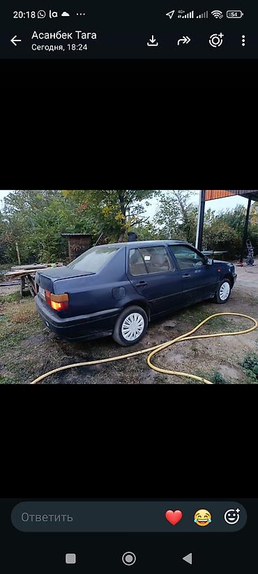 Volkswagen: Volkswagen Vento: 1992 г., 1.8 л, Механика, Бензин, Седан — 3