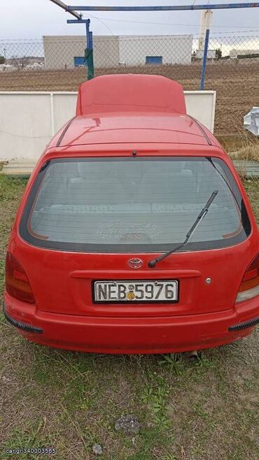 Toyota Starlet: 1.3 l | 1998 year Hatchback