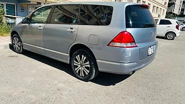 Продажа авто: Honda Odyssey: 2004 г., 2.4 л, Вариатор, Газ, Минивэн — 4