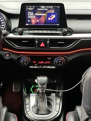 Kia: Kia Ceed GT: 2018 г., Автомат, Бензин, Хэтчбэк — 12