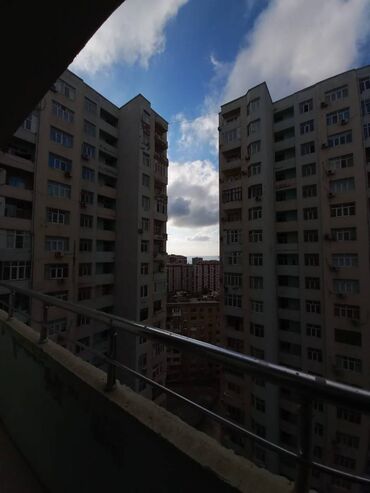 Uzunmüddətli kirayə mənzillər: Həzi Aslanov metro stansiyası yaxınlığında,Akkord MMC-in binasında 2 — 30