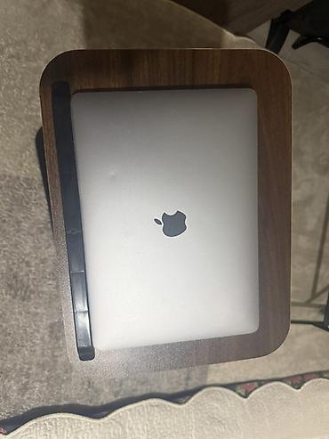 Ноутбуки Apple (MacBook): Для программирования, Б/у, Apple M1, ОЗУ, RAM: 8 ГБ — 3