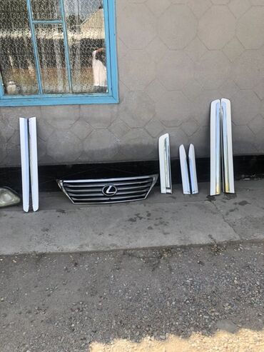 ыссык коль: Решетка радиатора Lexus