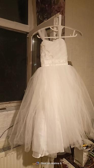 arqanza parça: Qız uşağı üçün ziyafət/nikah-geyimiləri Paltarlar AĞ,AÇIQ — 1