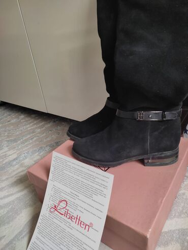 обувь жорданы: Сапоги, 36, цвет - Черный, Loro Piana