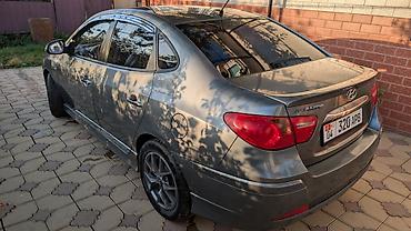 китайские машины с пробегом: Hyundai Avante: 2010 г., 1.6 л, Вариатор, Газ, Седан — 5