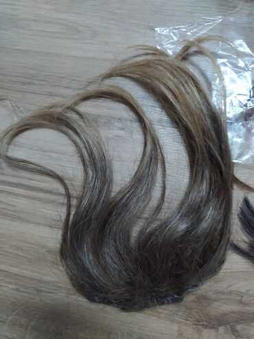 Perike i klipse: Prodajem razne šiške,prirodne i veštačke,kratke i dugačke . sve su na lalafo.rs — 4 Perike i klipse: Prodajem razne šiške,prirodne i veštačke,kratke i dugačke . sve su — 4