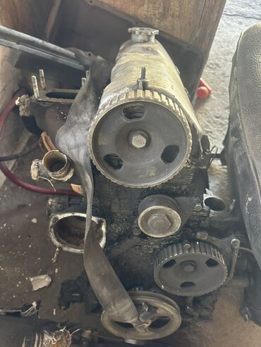 Digər avtomobil ehtiyat hissələri: VAZ/Lada üçün ehtiyat hissələri dəsti Satışda bir avtomobildən — 11