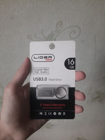 карты памяти compact flash для 4k: Продам флешку 16гб,
абсолютно новая флешка в упаковке.
есть в наличии