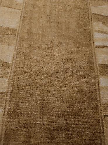 engleski terijer slike: Tepih – staza u bež/peščanoj boji - Dimenzije 170x70cm - Dizajn — 1