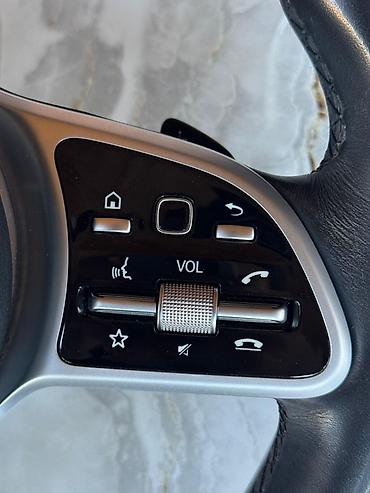 mercedes: Mercedes-Benz multifunksional sükan Üsstən çıxmadı heç bir problemi — 3