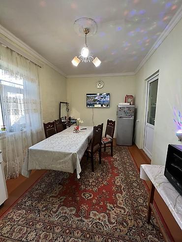 Həyət evləri və villaların satışı: 2 otaqlı, 40 kv. m, Orta təmir — 2