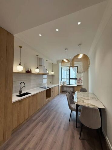 снять жилье в кыргызстане: 3 комнаты, 130 м², Элитка, 8 этаж, Дизайнерский ремонт