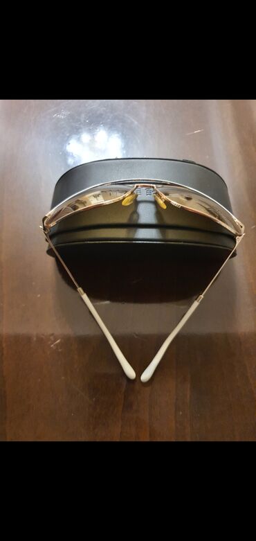 Eynəklər: İtalyadan alınıb 390 avroya Təmiz İtalyan malıdır. Tam təzə və — 5