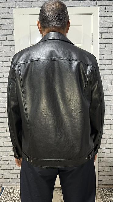 рабочие одежды: Мужская куртка черного цвета в классическом стиле. Модель выполнена — 2