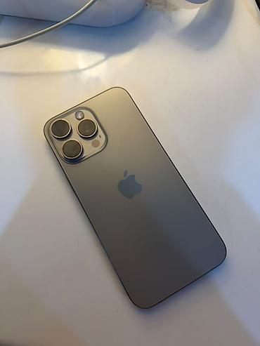 Apple iPhone: Срочно ! АКБ 85% состояние отличное сколов царапин нету .IPhone 15 Pro — 8