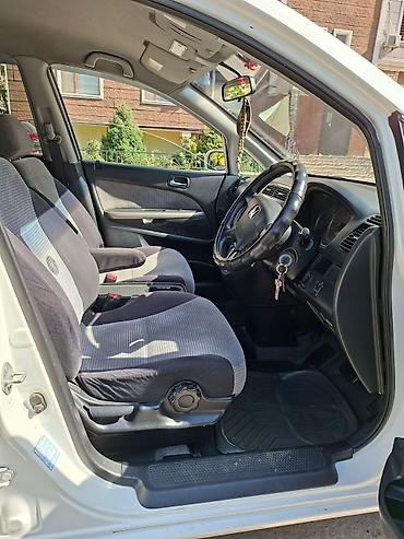 Honda: Honda Stream: 2004 г., 1.7 л, Автомат, Бензин, Минивэн — 8