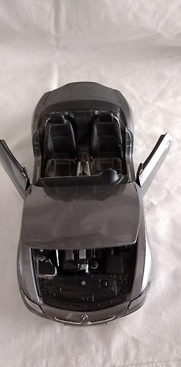 cokule: Maisto BMW Z4. China, fali staklo i volan — 2