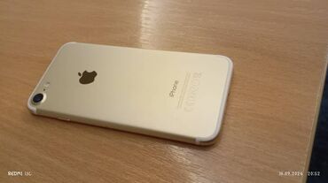 Apple iPhone: IPhone 7, Б/у, 128 ГБ, Золотой, Зарядное устройство, 100 %