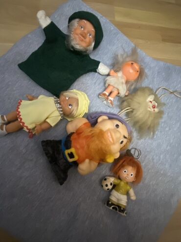 Əntiq kuklalar: Retro Qədimi 6 ədəd kukla qiymət 6 ədədinə aiddi tək tək qiymətlər — 2