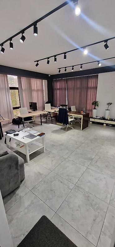 Продажа офисов: Продажа офисов 41 м², С ремонтом, Без мебели, 3 этаж — 4