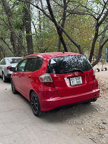 Продажа авто: Honda Fit: 2008 г., 1.5 л, Автомат, Бензин, Хэтчбэк — 3