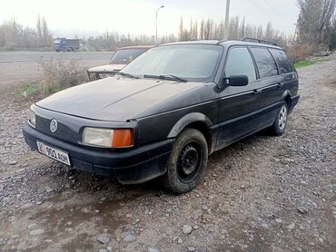 Volkswagen: Volkswagen Passat: 1988 г., 1.8 л, Механика, Бензин, Универсал