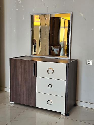 *Termo satılır* Qiymet 133 azn *Çatdırılma pulsuzdur* Eni 1.06 sm