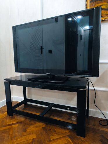 Televizorlar: İşlənmiş Televizor Hitachi 43" Ünvandan götürmə