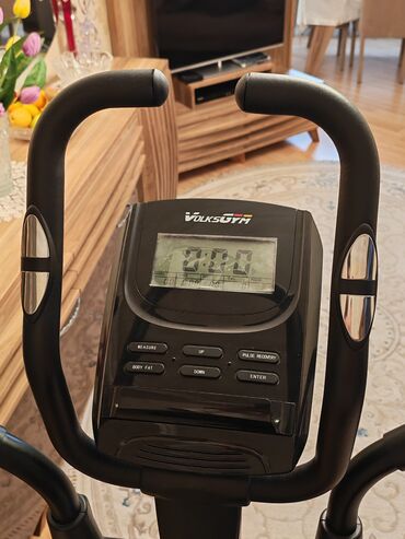 Elliptik trenajorlar: Elliptik trenajor – evdə kardio və ümumi bədən məşqləri üçün — 8