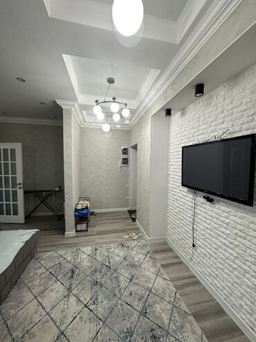 бишкек квартира на долгий срок: 2 бөлмө, Толугу менен эмереги бар
