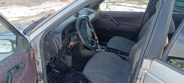 Volkswagen: Volkswagen Passat Variant: 1993 г., 1.8 л, Механика, Бензин, Универсал — 7