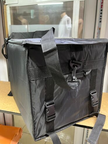 спортивные сумка: Термо ящик для доставки пищи