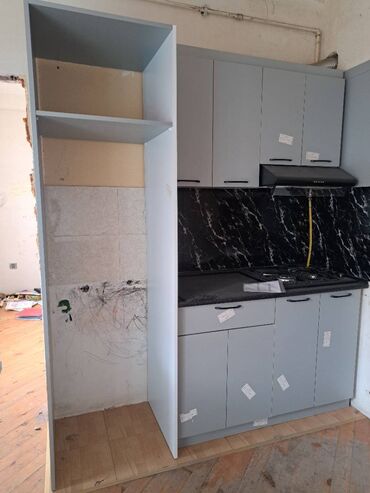 Mətbəx mebeli: Yeni ișlənməmiș ətbəx mebeli satilir,aspiratorqaz plitəsi, moyka ilə