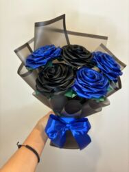 Декоративные цветы: --- 🌹 Атласные розы — нежная красота, которая не вянет! 🌹 Добавьте — 3