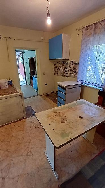 2 bedroom: Сдаётся 2-комнатная квартира в Рабочем городке. Без удобств, без — 2
