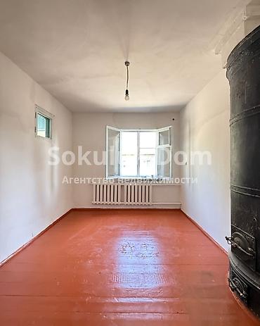 sokuluk: 🏠Продается дом в с. Сокулук 🟡Комнаты: 4 🟡 Участок: 4 соток 🟡 — 9