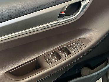 серый gac aion s: Hyundai Grandeur: 2021 г., 2.5 л, Автомат, Бензин, Седан — 10