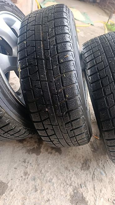 резина 18514: Комплект из 4 колес в сборе: литые диски Toyota + зимние шины Yokohama — 4