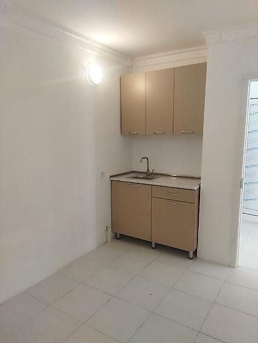 tap. az kiraye evler: 2 otaqdan ibarət 33 k/m vayfay, san.uzeldən ibarət - Döşəmə: ağ — 4