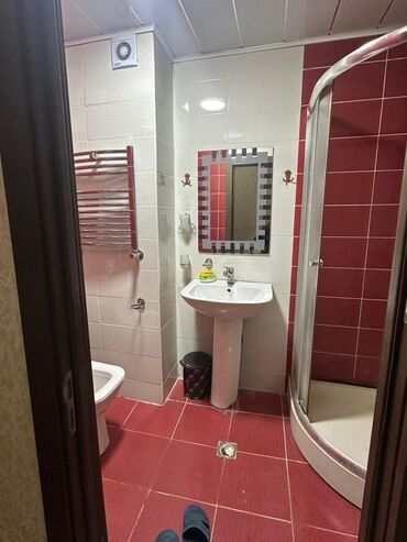 Uzunmüddətli kirayə mənzillər: Xırdalanda kristal 1 də 7/7 də.100 kv 4 otaq 550 azm kod 68 -da lalafo.az — 5 Uzunmüddətli kirayə mənzillər: Xırdalanda kristal 1 də 7/7 də.100 kv 4 otaq 550 azm kod 68 — 5