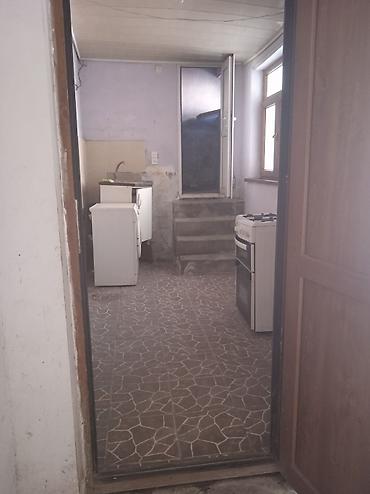 Həyət evləri və villaların satışı: 4 otaqlı, 180 kv. m, Kredit yoxdur, Orta təmir — 5